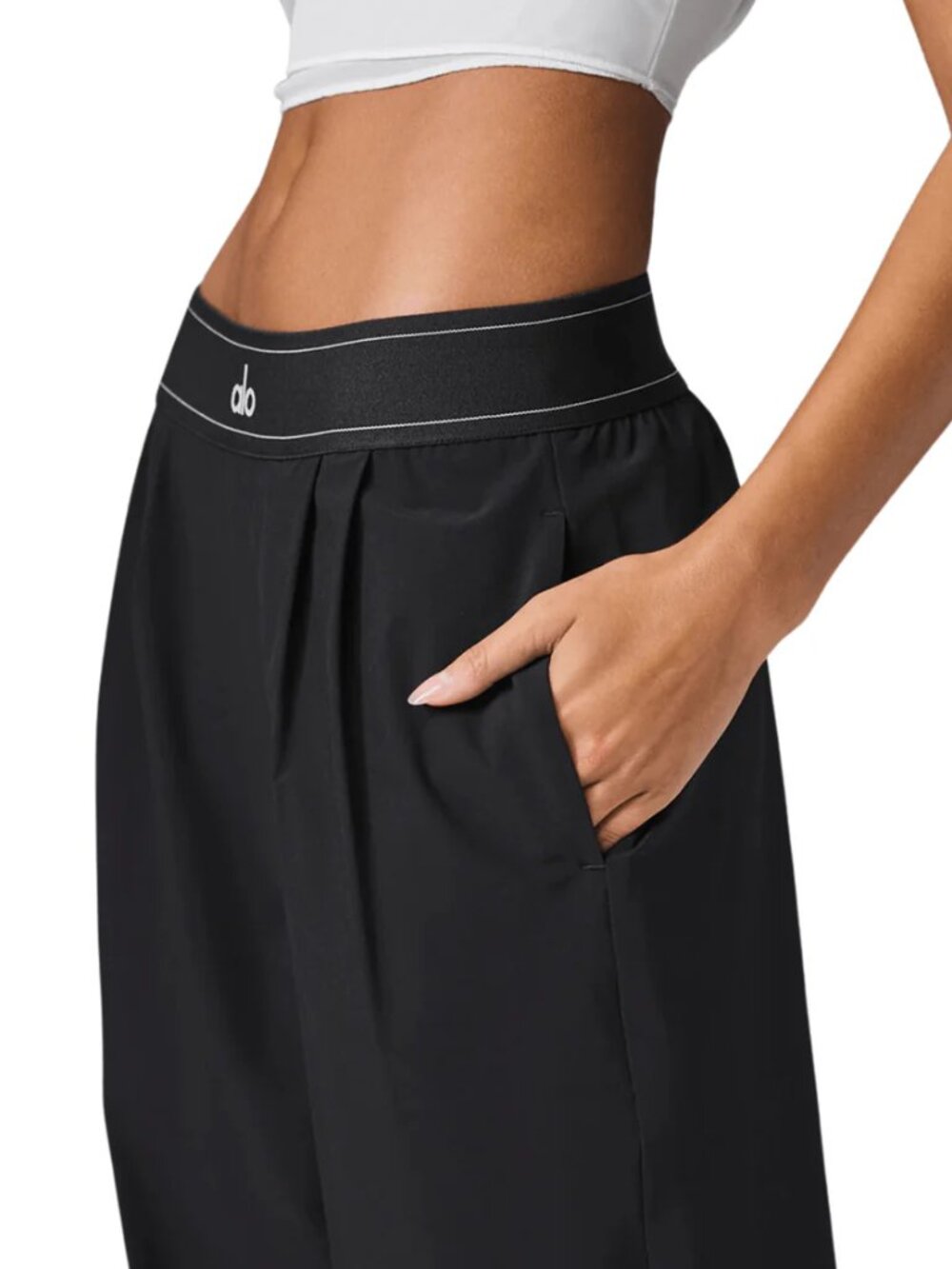 🥂 NWT Alo Yoga Suit Up Trouser Black 😚 Sleek Wide Leg Pants Chic Relaxed Fit - Picture 7 of 9